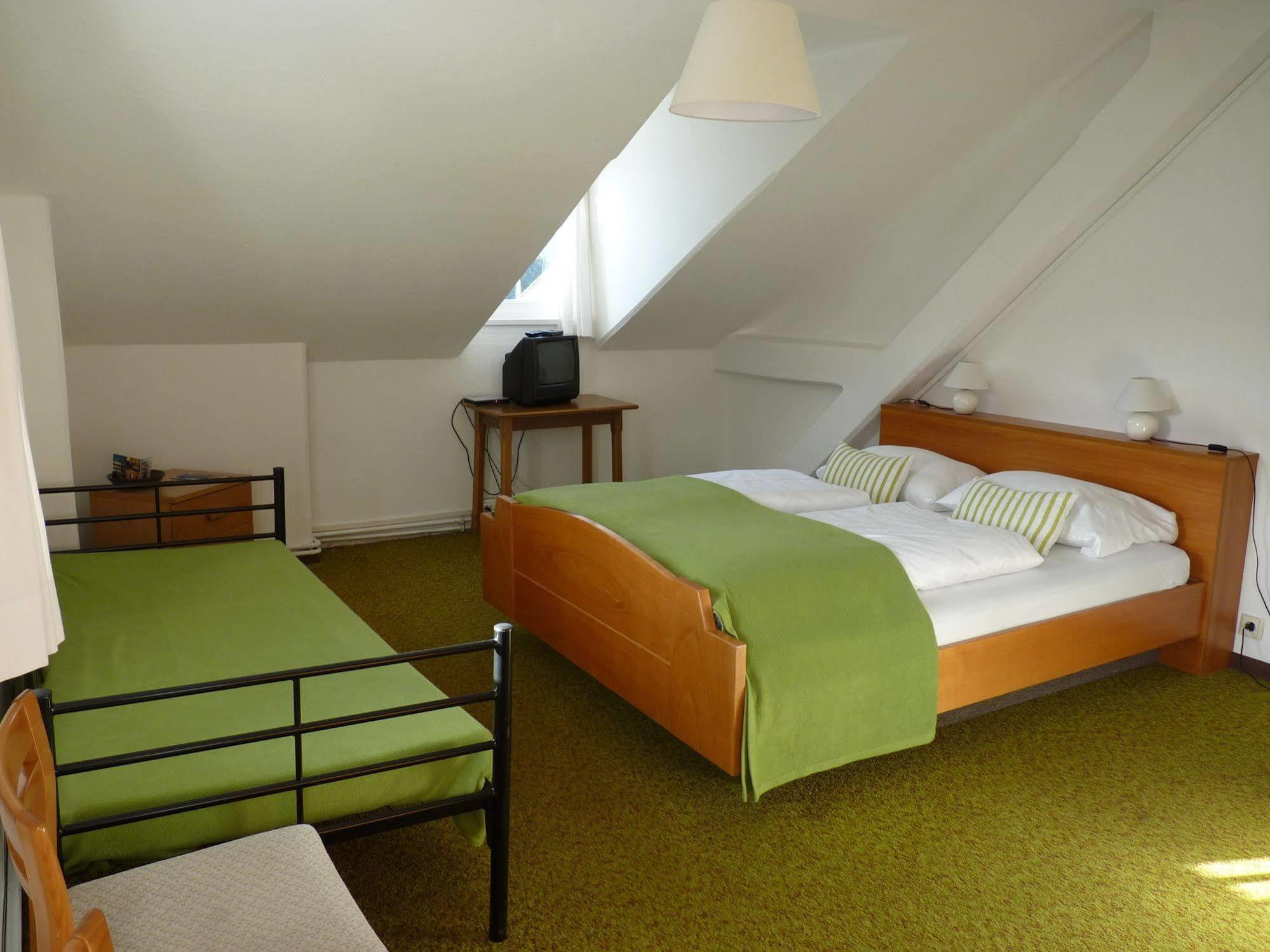 Gasthof Albergo Kreuzwirt ฟีแอ ภายนอก รูปภาพ